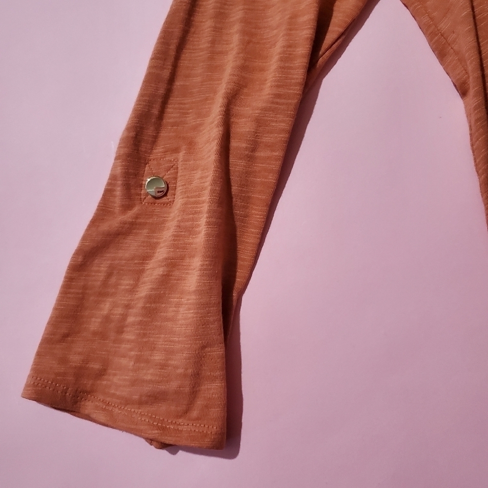 Chicos The Ultimate Tee Burnt Pumpkin Orange Adjustabke Sleeves - Picture 5 of 8